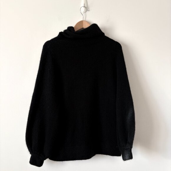 Aritzia Babaton The Group Adichie Oversized Turtleneck Sweater Black Medium - Picture 6 of 8